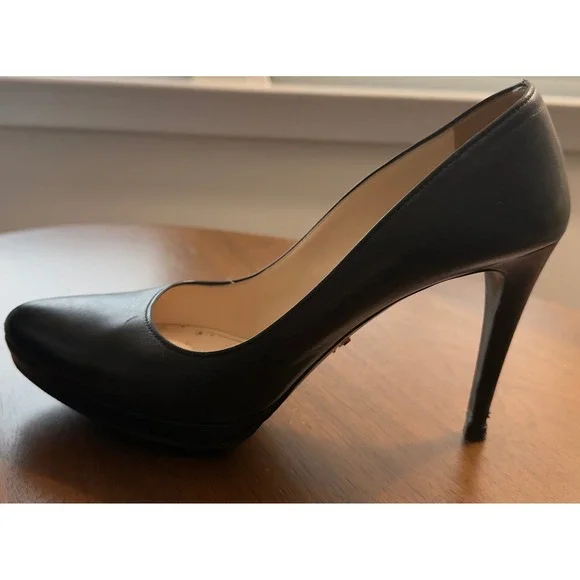 Prada Milano Black Leather Platform Pumps Pointed Toe Stiletto Heels size 8.5 - Picture 2 of 16